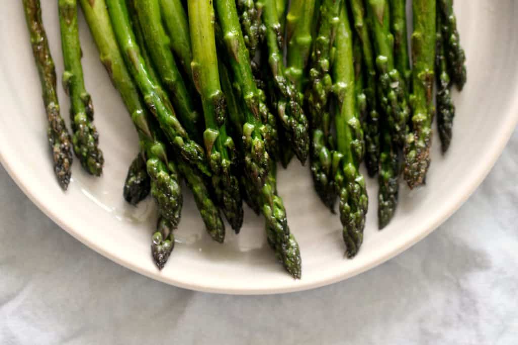 Grilled asparagus on a plate